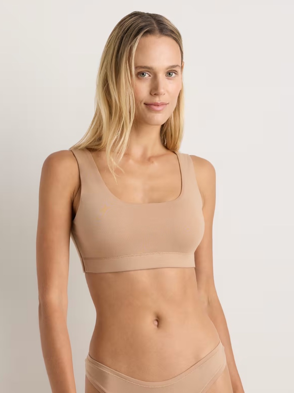 NWT quince 2 pack, organic cotton bralettes, one black, one sand or beige s